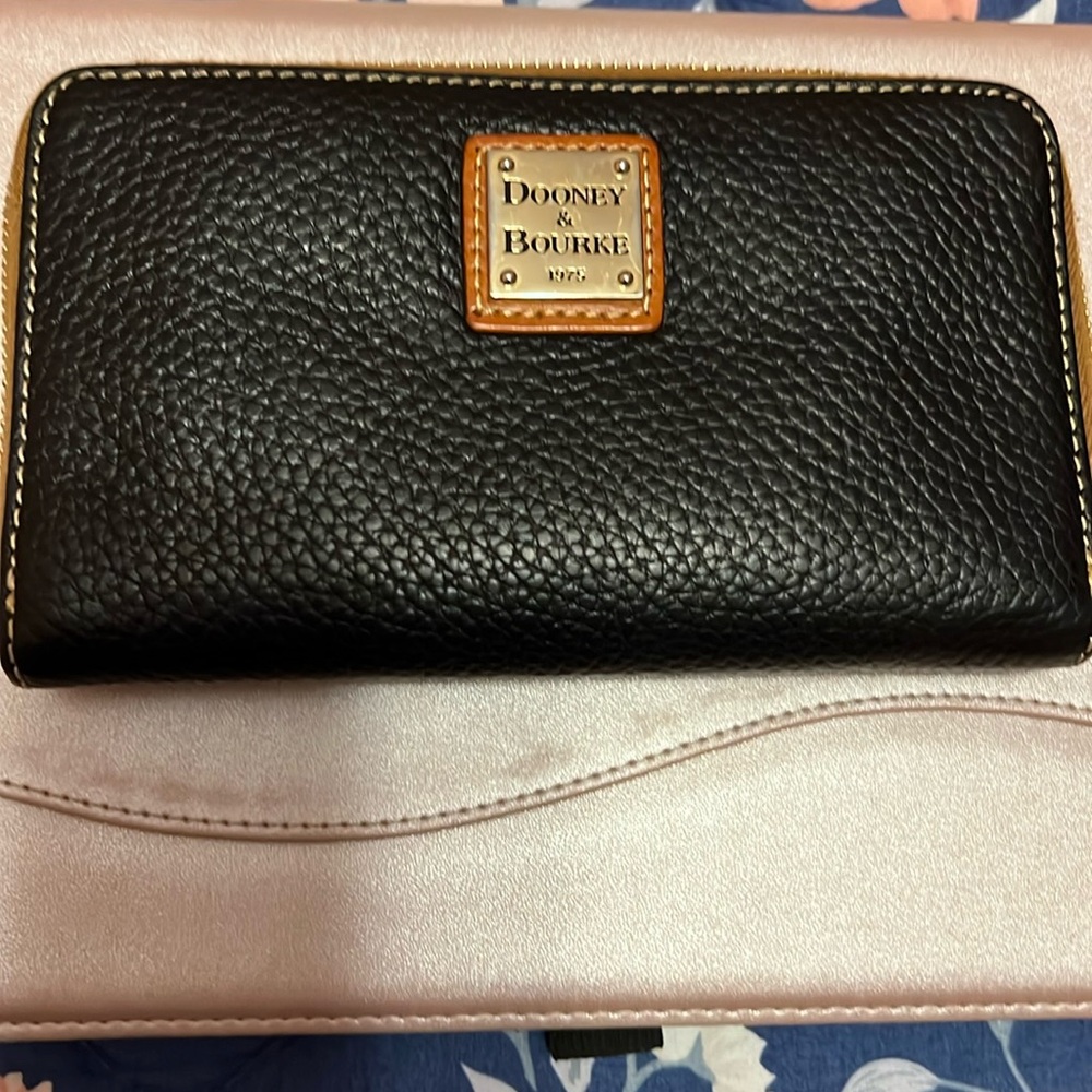 Dooney &Bourke black zip around wallet